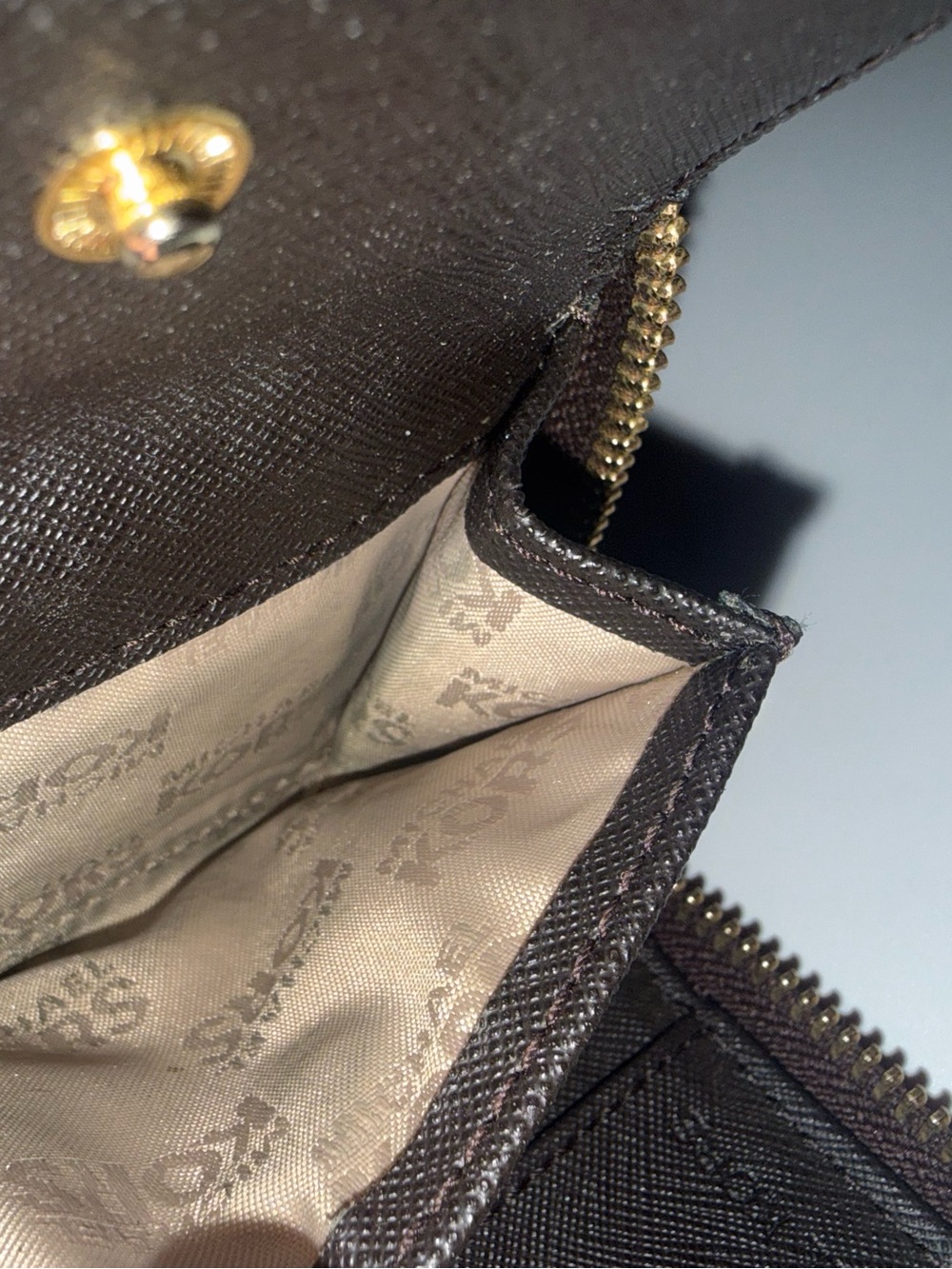Used-Michael Kors Dark Brown Signature Zip-Around Wallst - Picture 6 of 8